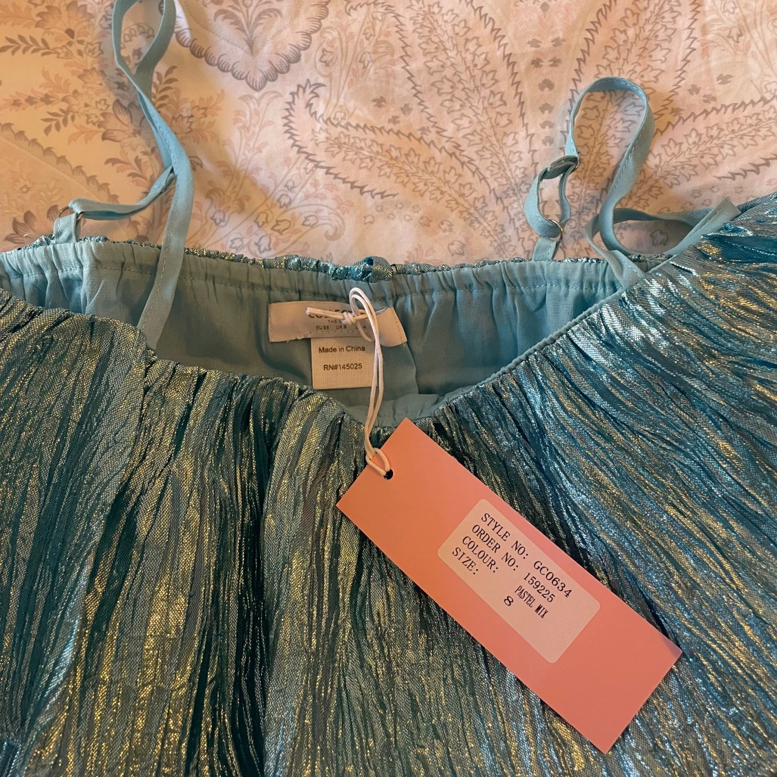 Super cool färgglad klännning från ASOS - 90