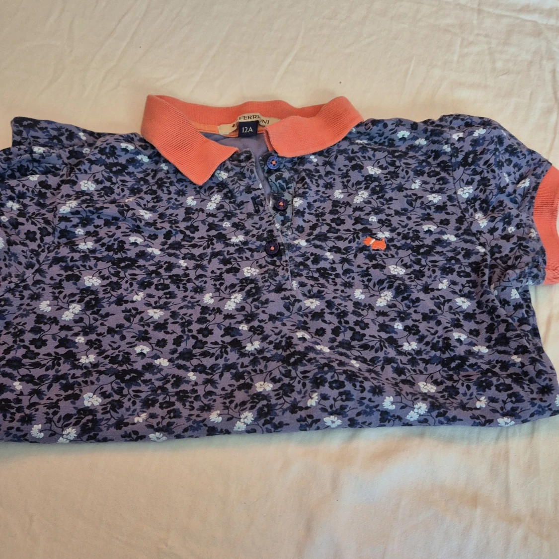 Blommig pikétröja från Ferrioni