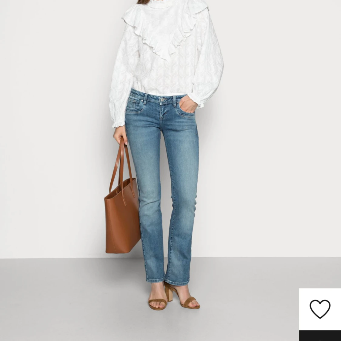 Blåa bootcut jeans🩵 - 2