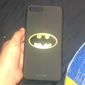 Fint mobil skal - Mobilskal till iPhone 7/8 plus som inte passar till min