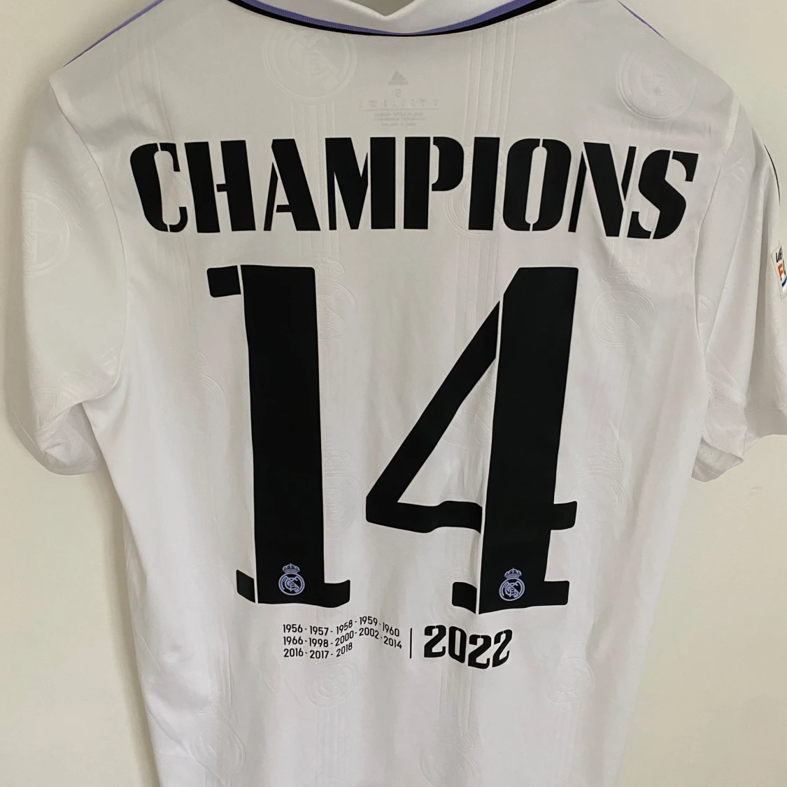 Real Madrid tröja ucl 2022 - 90