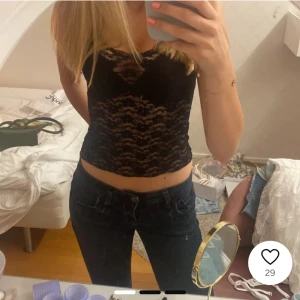 Spetstopp - Supersött svart spetslinne😍står ingen storlek men jag skulle säga att den passar xs typ