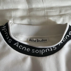 Acne Studios Sweatshirt - Använd max 3 ggr