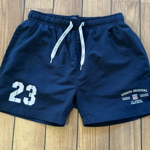 Helt oanvända badshorts - Nya badbyxor. 