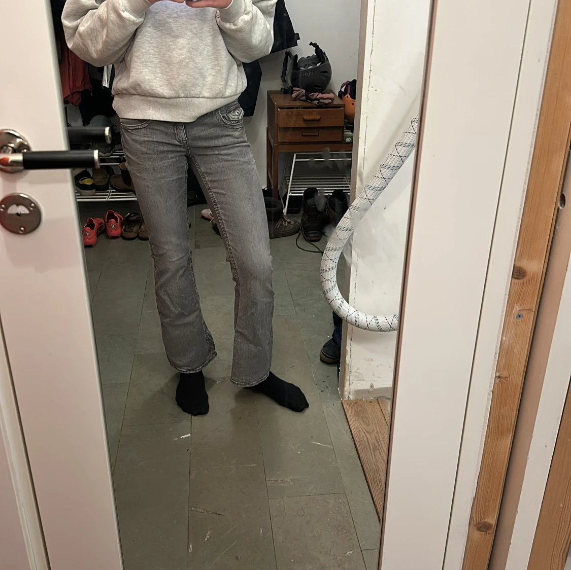 Grå bootcut jeans - 90