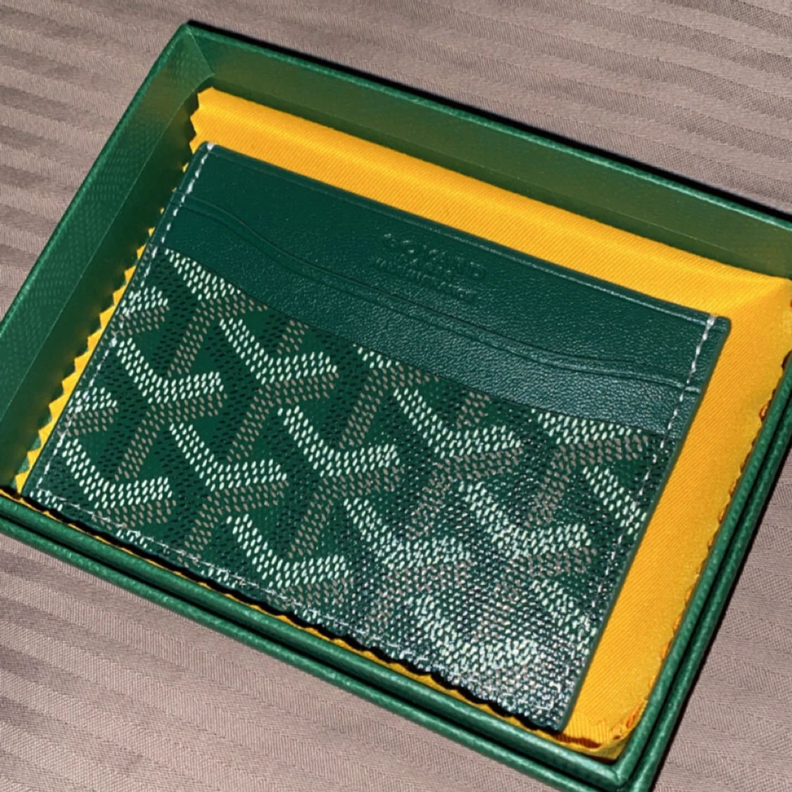 Grön plånbok