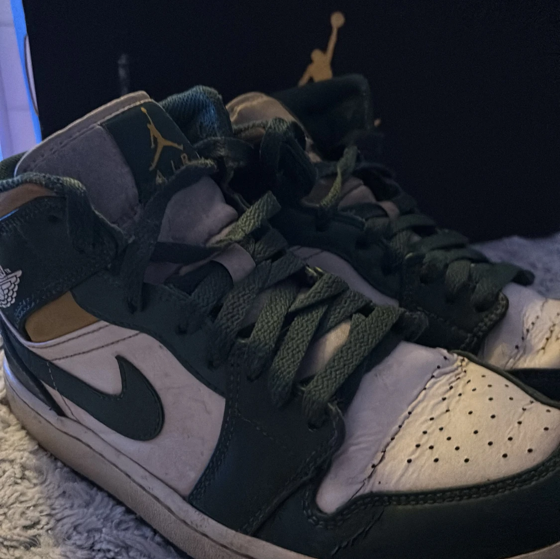 Air Jordan 1 Mid - 3