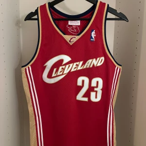 Lebron James 23 Cavs  - Lebron James 23 Cavs, Mitchell and Ness, Nba, 2003-04