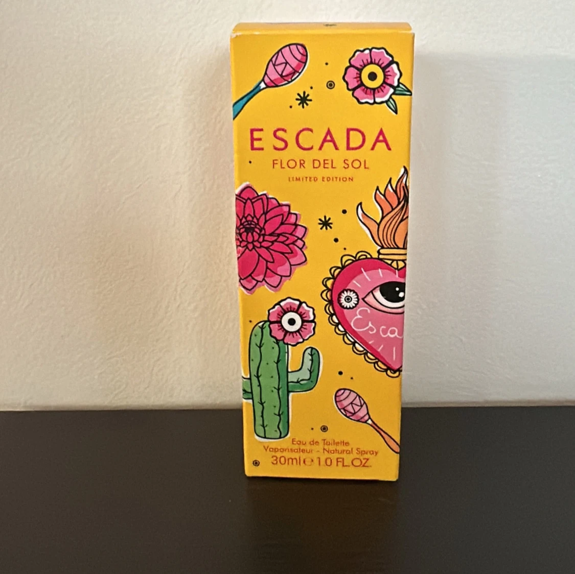 Escada Flor del Sol Eau de Toilette - 90