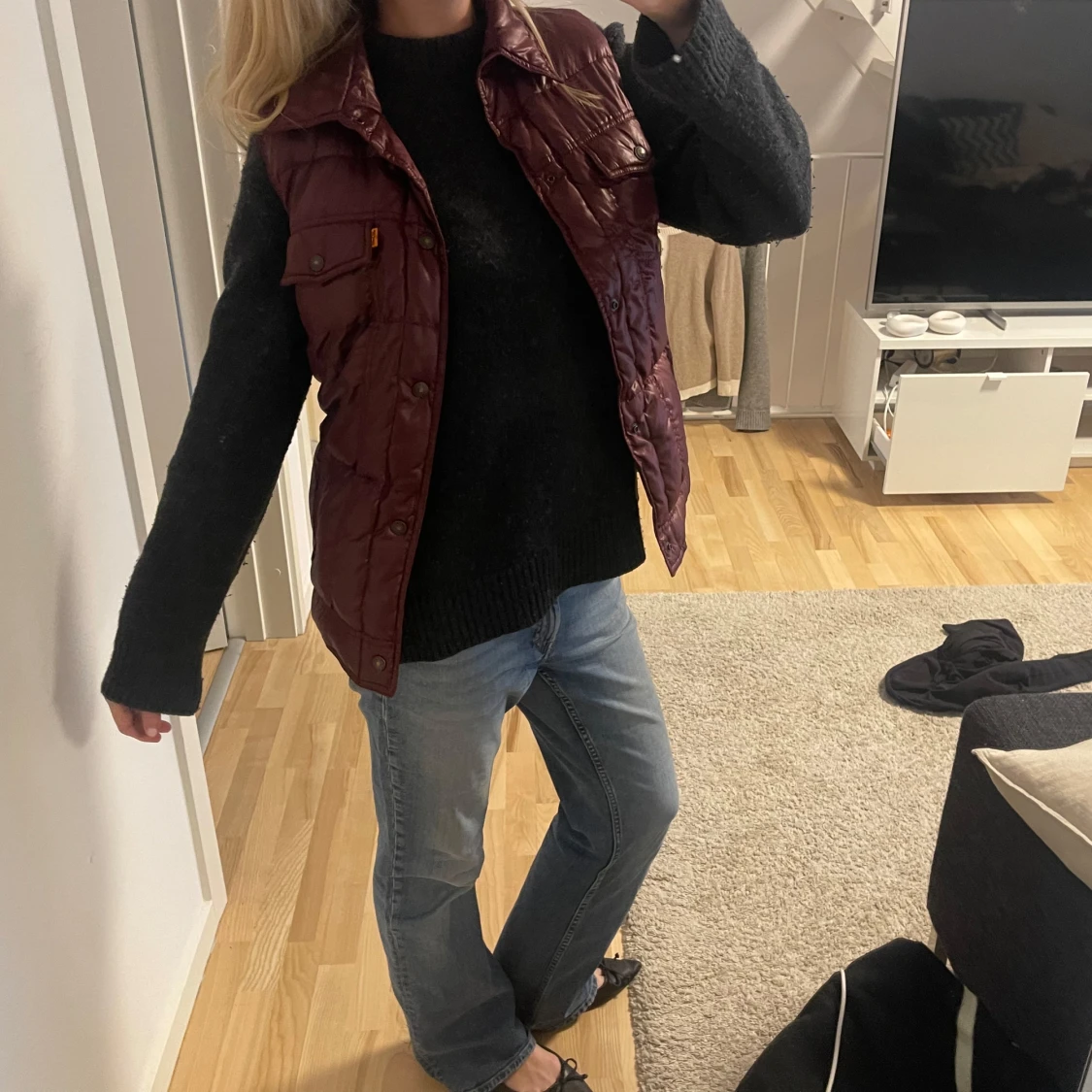 Vinröd quiltad väst - 90