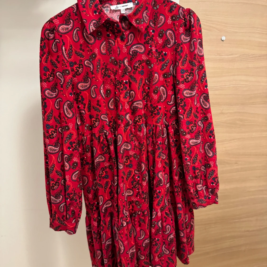 Kvinna kläder  - 92