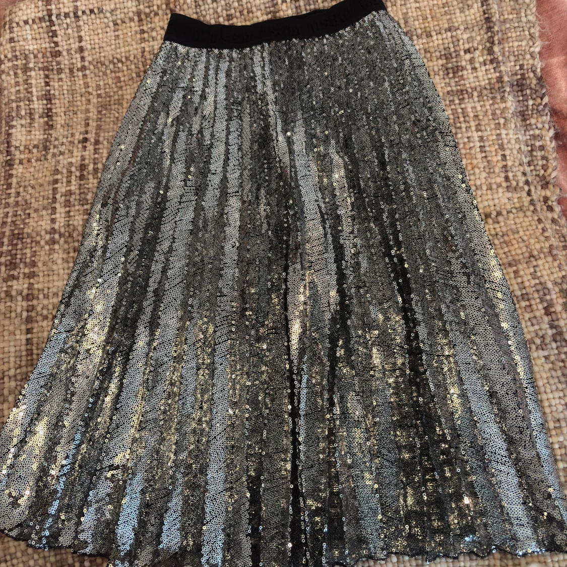 Glittrig silverkjol med paljetter MSGM - 2