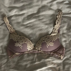 Intimissimi bh - Säljer den här populära Intimissimi bh:n i storlek 70b, färgen finns inte kvar❤️