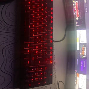 Mekanikal tangentbord  - Den är bra skick quickfire keyboard