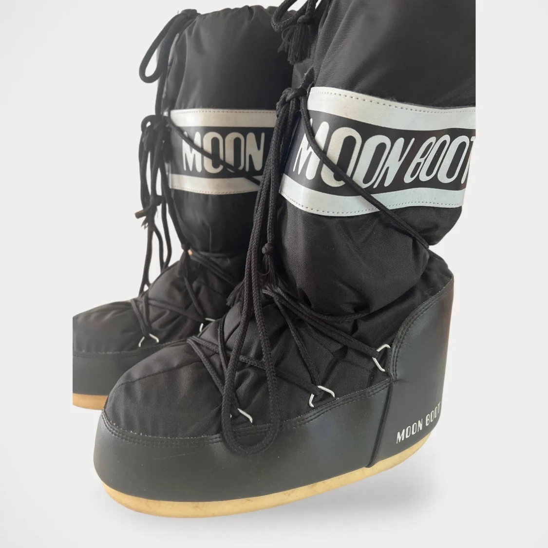 Moon boot
