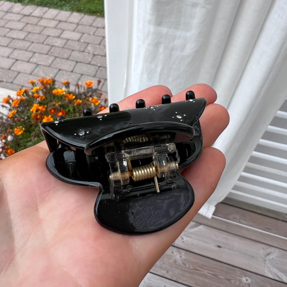 Svart hårklämma mini - 1