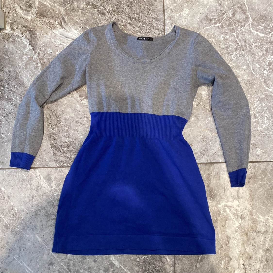 Grå och blå klänning - 2