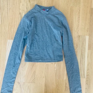 Topp - En topp i storlek XS. 