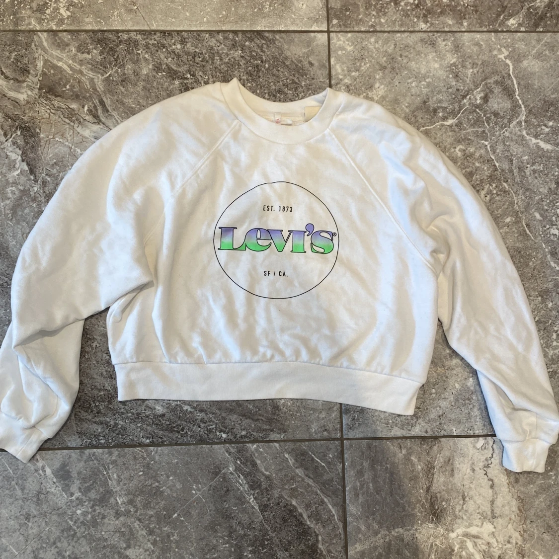 Vit sweatshirt från Levi's - 1