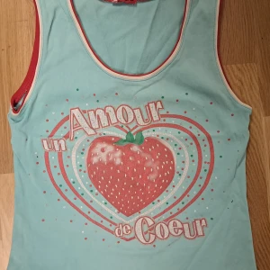 Gullig topp - Passar S