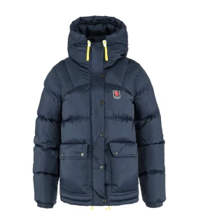 BYTE STORLEK FJÄLLRÄVENJACKA - Söker någon att byta fjällrävenjacka! Jag har storlek M men vill byta till en storlek S. Färgen marinblå eller grå! Eller om någon vill köpa min storlek M