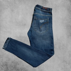 Dondup George - Dondup George Skinny Fit | W31 | Fraktas via PostNord / Instabox | Nypris runt 2,5k | Mer bilder kom DM!