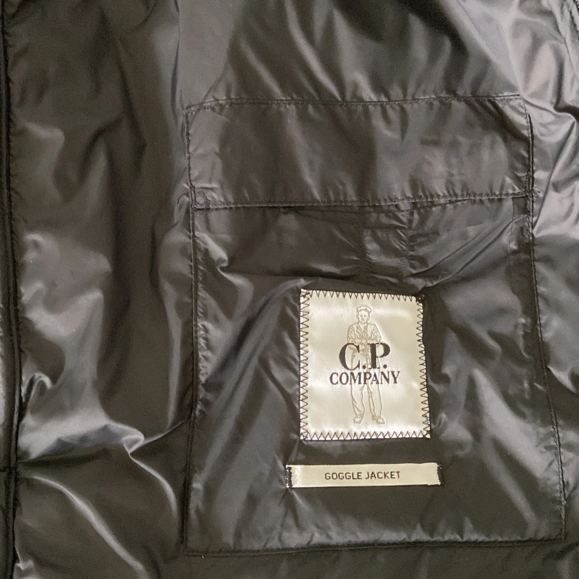 C.P company väst - 4