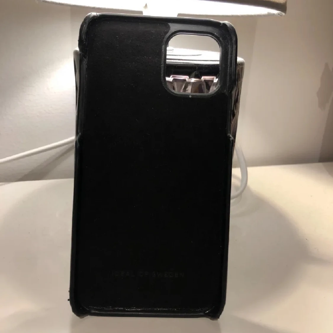 Ideal Of Sweden mobilskal - 90