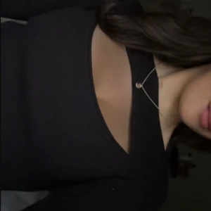 Öppen tröja  - Bara använd fåtal gånger, skick som ny✨ 