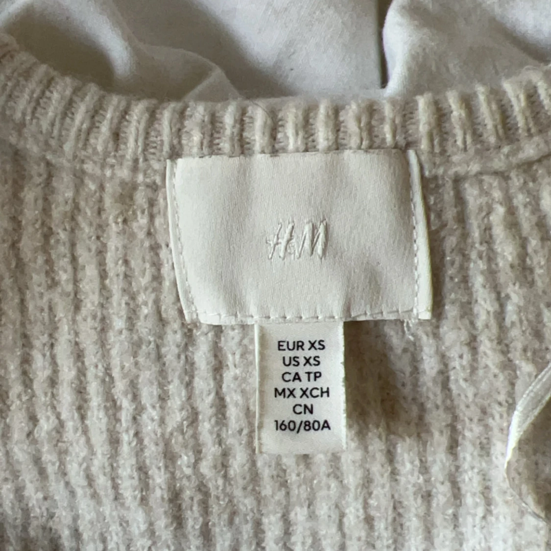 Stickad tröja  - 90