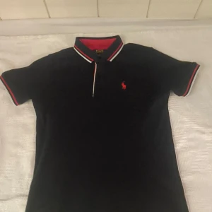 Ralph Lauren Polo piké  - Säljer nu min Ralph Lauren som jag använd 1 gång bara testad skriv om ni undrar nått!!!
