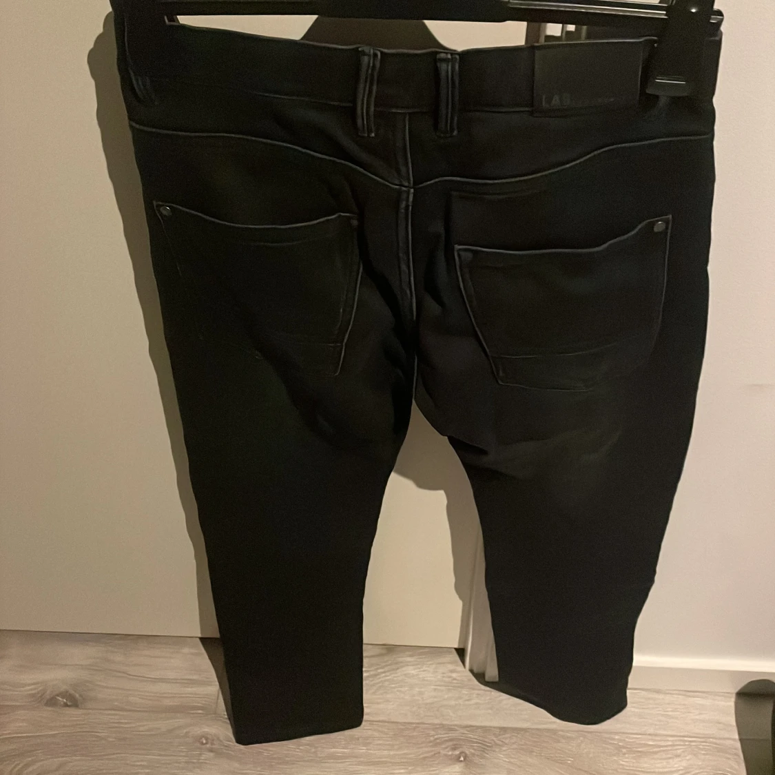 Svarta jeans från LAB Industries - 2