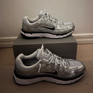 Nike p6000 - Aldrig använda Nike p6000 i storlek 42 