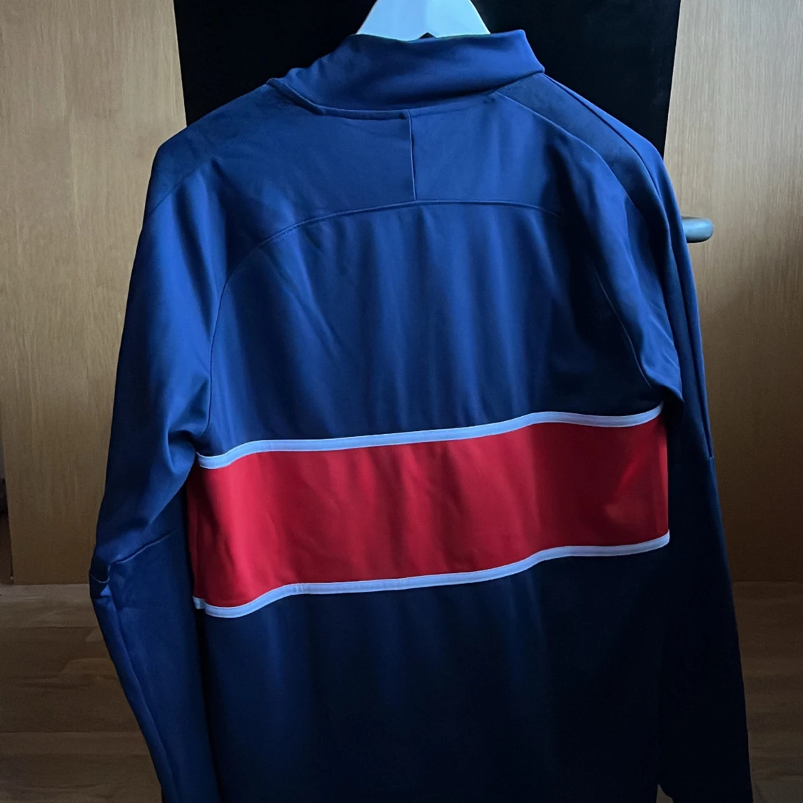 Blå träningsjacka från Nike - 1