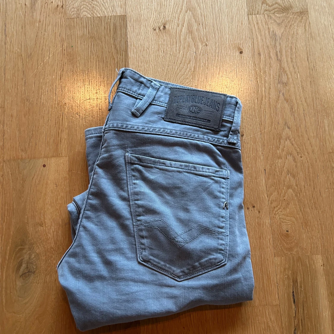 Grå Replay Anbass jeans - 2