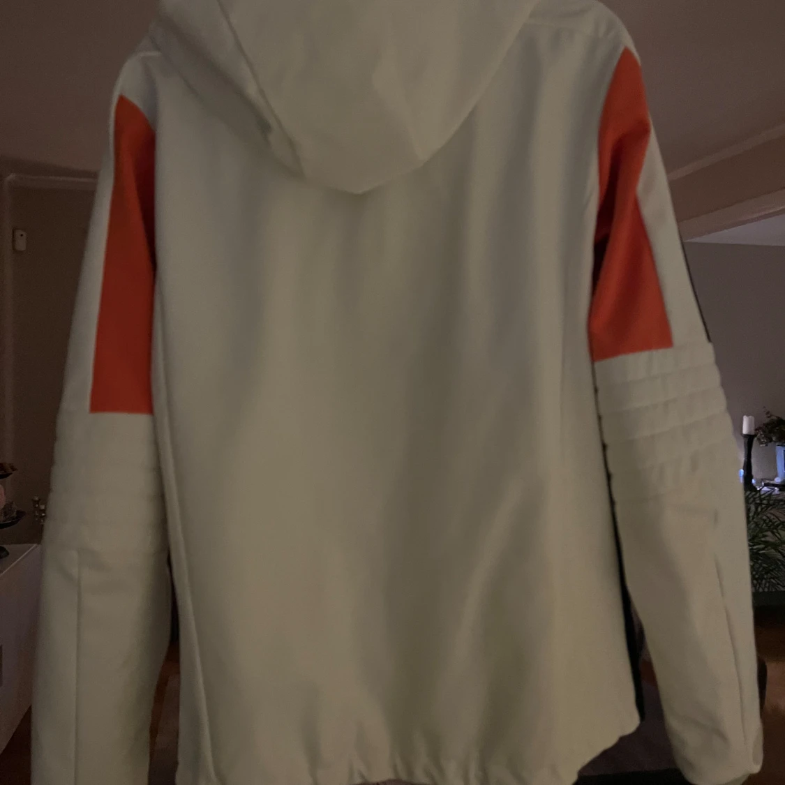 Vit jacka från 8848 Altitude - 1