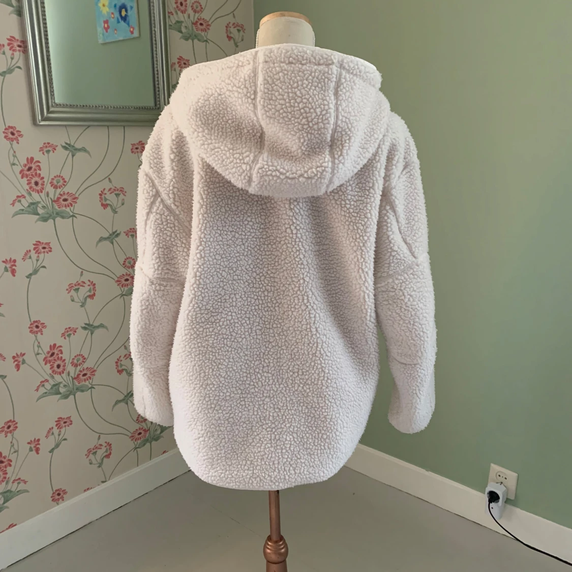 Vit teddyjacka med huva - 1