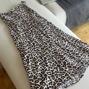 Leopard Kjol - Mycket bra  🐆 