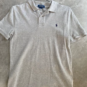 Ralph lauren piké  - Sjukt fett Ralph lauren pike köpt i USA, den har används Max 3 gånger. 