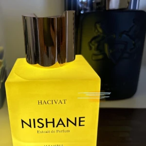 Nishane  - Parfym 