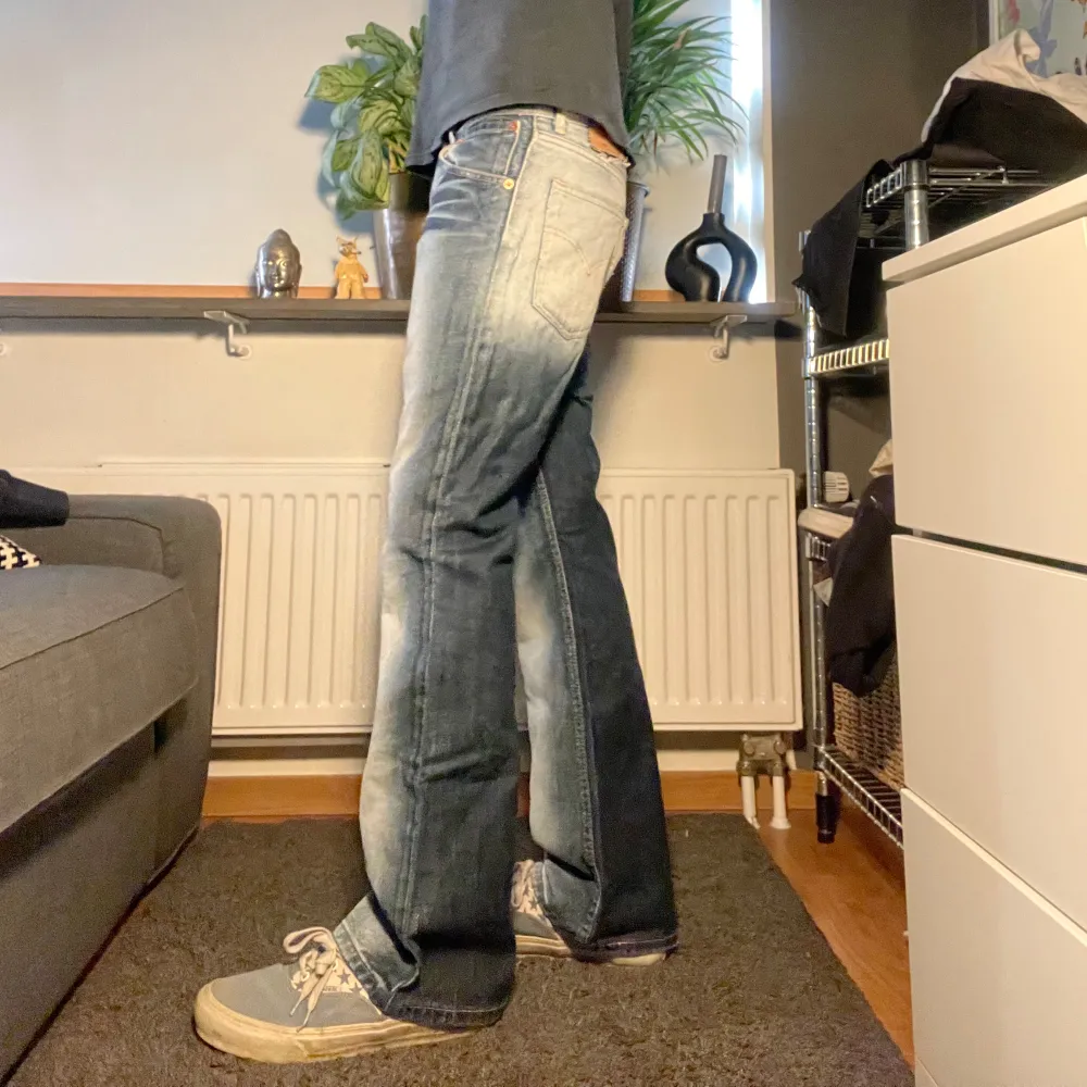 Sjuuuukaste levis 525or med galen fade. Jeans & Byxor.