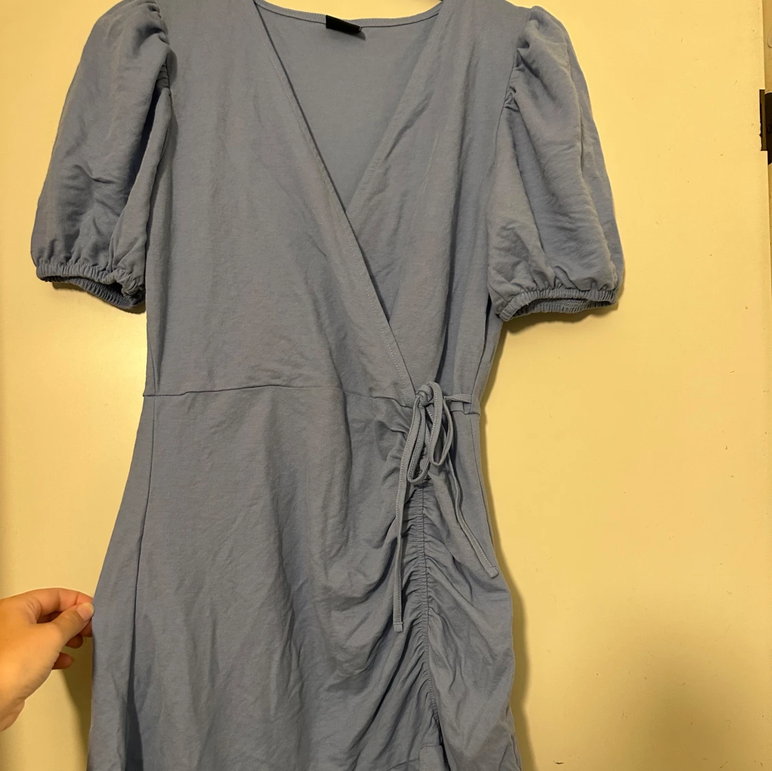 Ginatricot klänning 