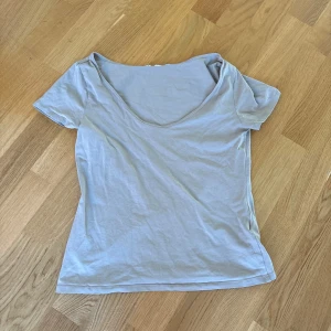 T shirt - Söt tajt t shirt