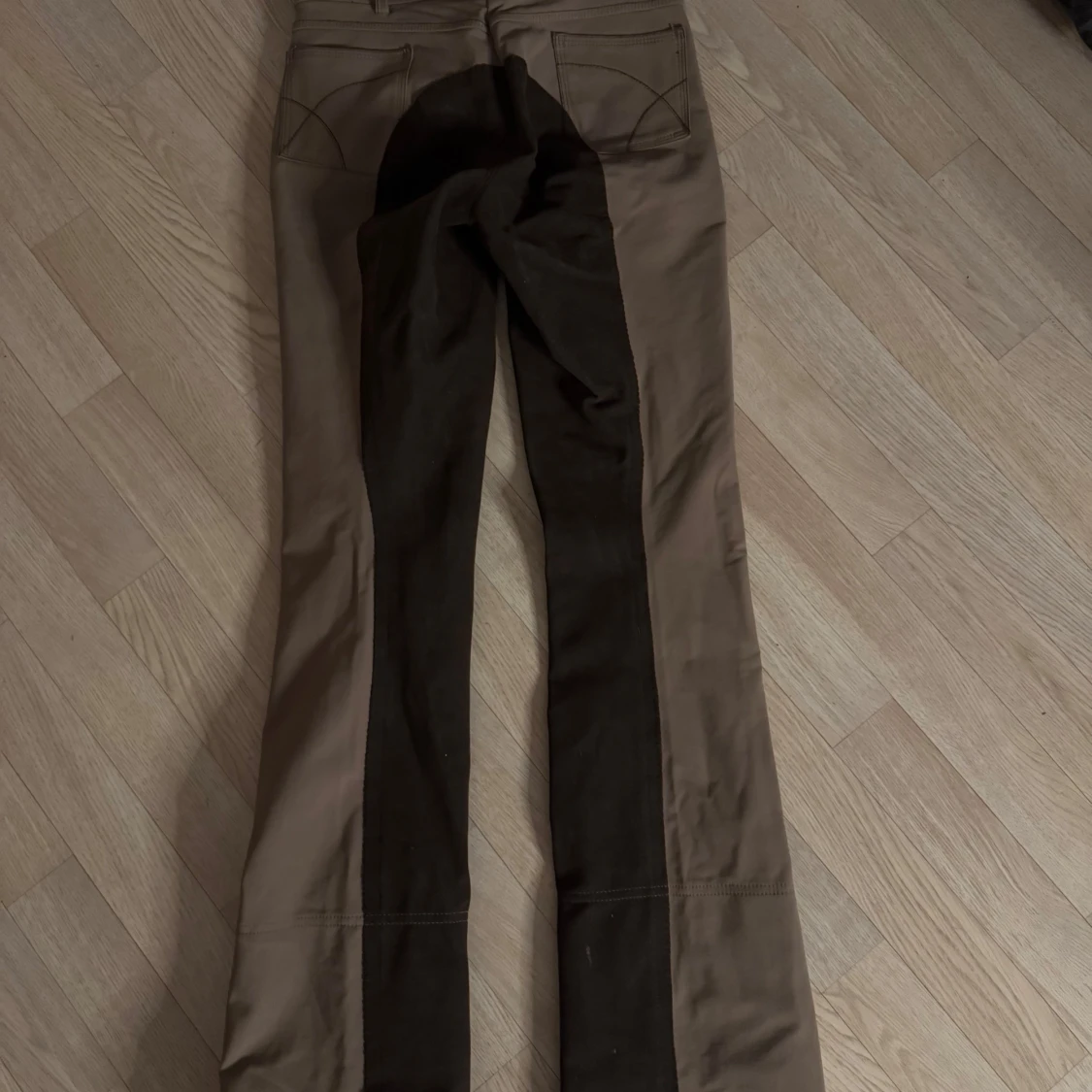 Bruna ridbyxor med dragkedja bootcut - 4