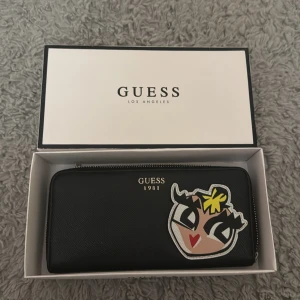 Söt guess plånbok - Supersöt plånbok från guess, äkta