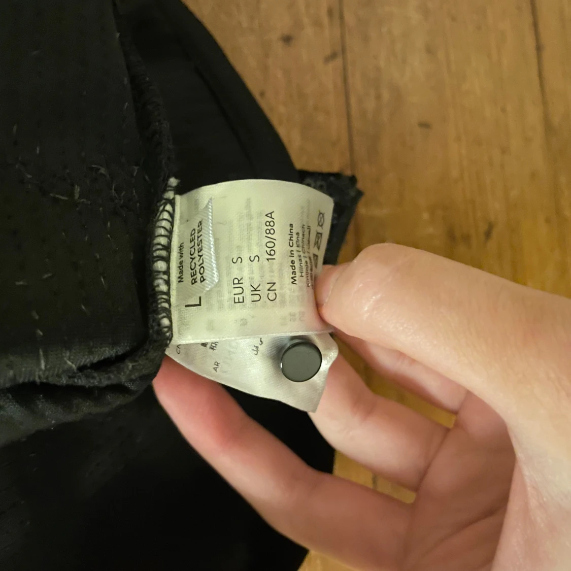 Svart paljettopp - 4