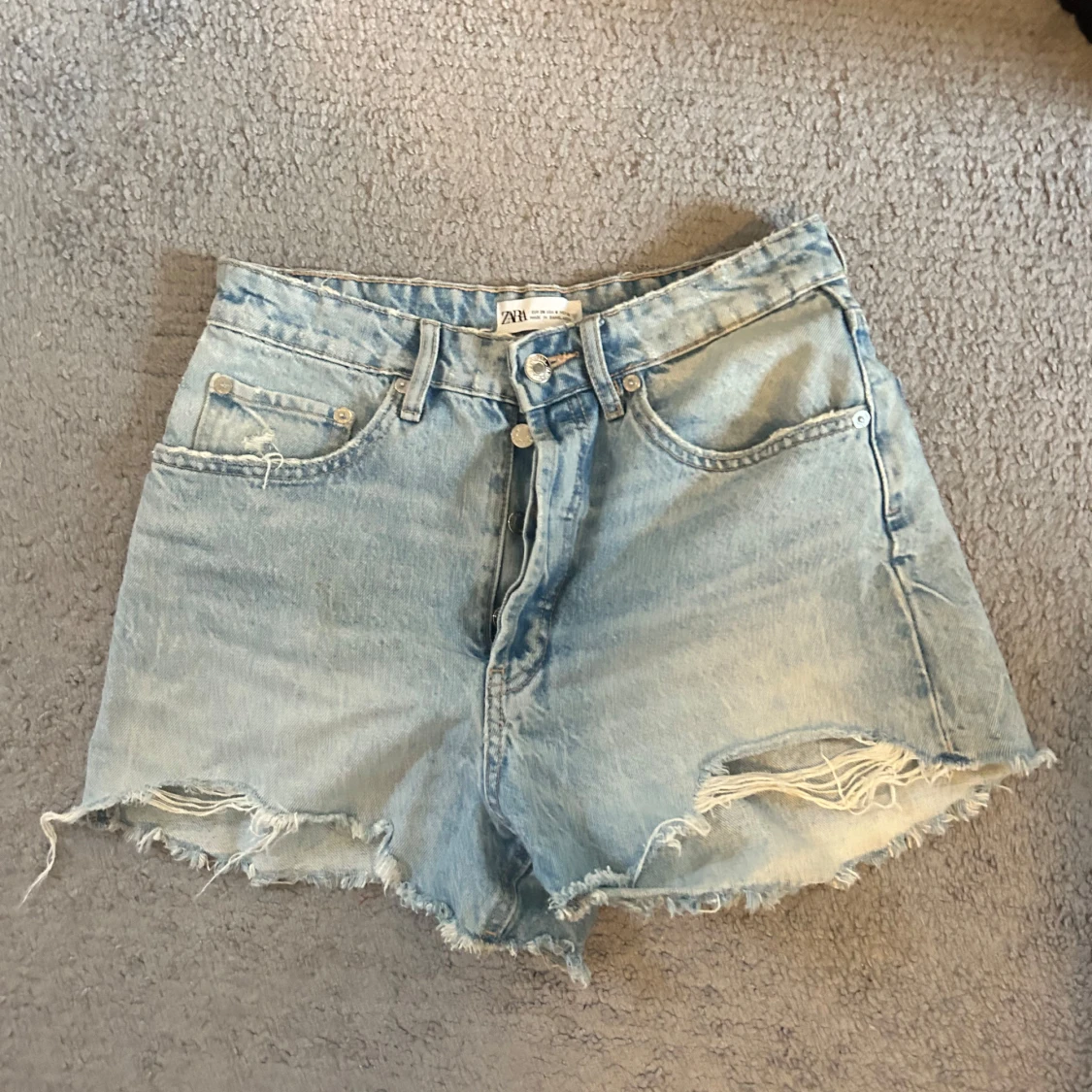 Jeansshorts från Zara