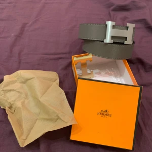 H bälte - Säljer ett oanvänd bälte med byte av H, pris kan diskuteras ä, dm vid intresse