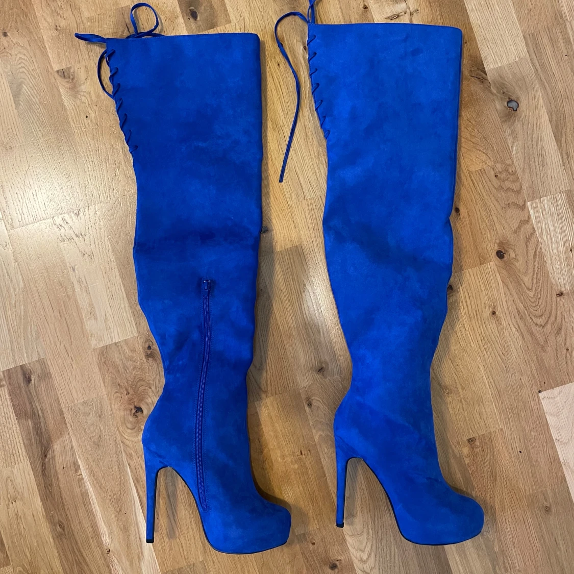 Over Knee Platform Boot, Jannie Delér x Nelly - 90