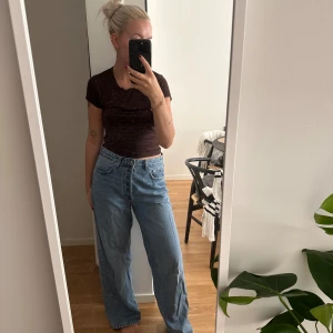 Bagge wide jeans  - Storlek 38 knappt använda. 